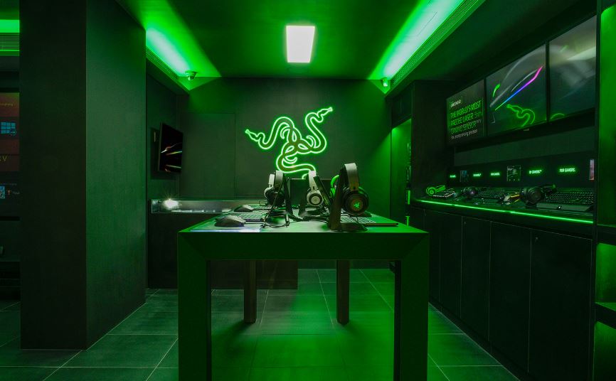 Razer sees niche in smartphone for hardcore gamers, aims to raise cash through IPO