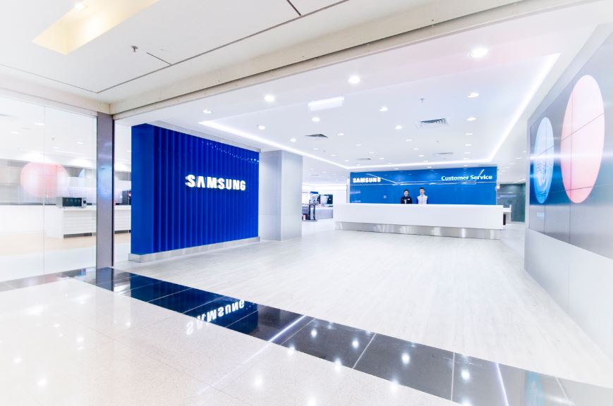 Samsung is putting its Bixby speaker development on hold